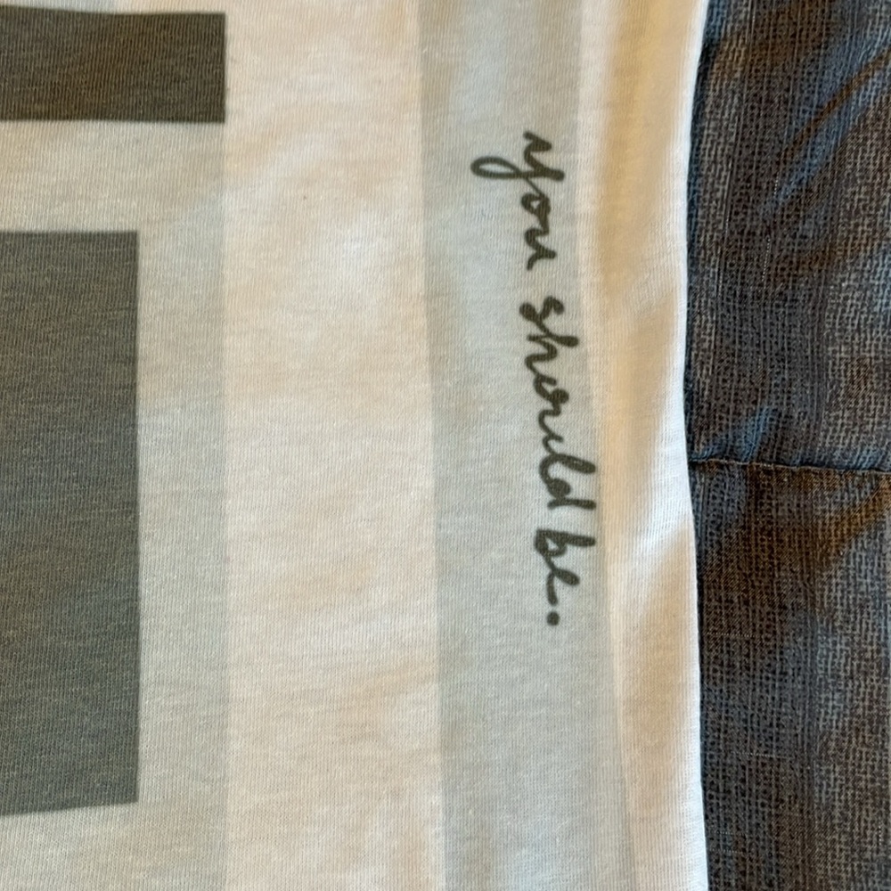 Taylor Swift Tshirt - Picture 4 of 5
